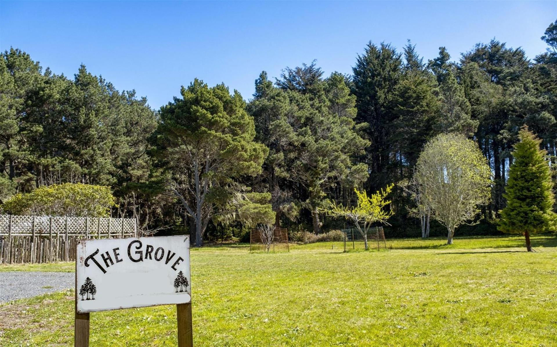 布拉格堡The Grove别墅 外观 照片